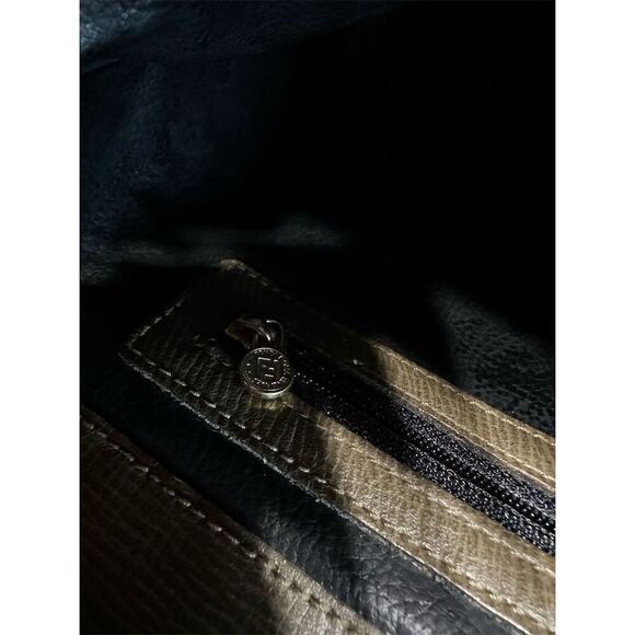 Fendi Women's Olive Green Bag Medium Gold Hardware - Picture 3 of 15